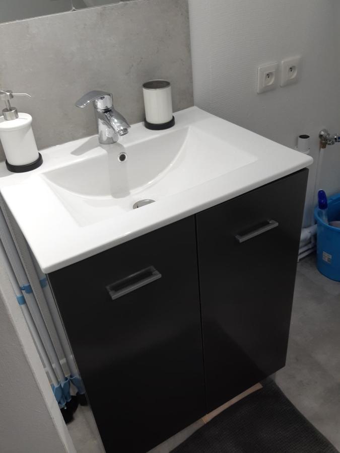 Elbeuf Studio Combles Chambre Separee Wifi Sweet Home Exteriör bild